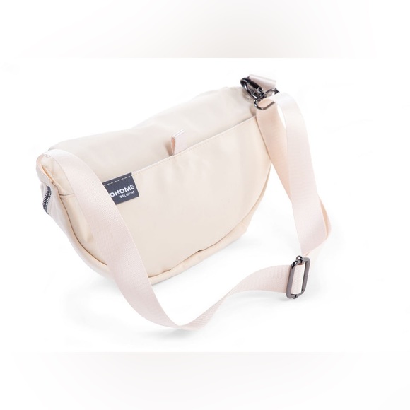 CHILDHOME women’s ON THE GO ivory banana bag 2 zip belt bag shoulder bag NWT - Picture 8 of 8